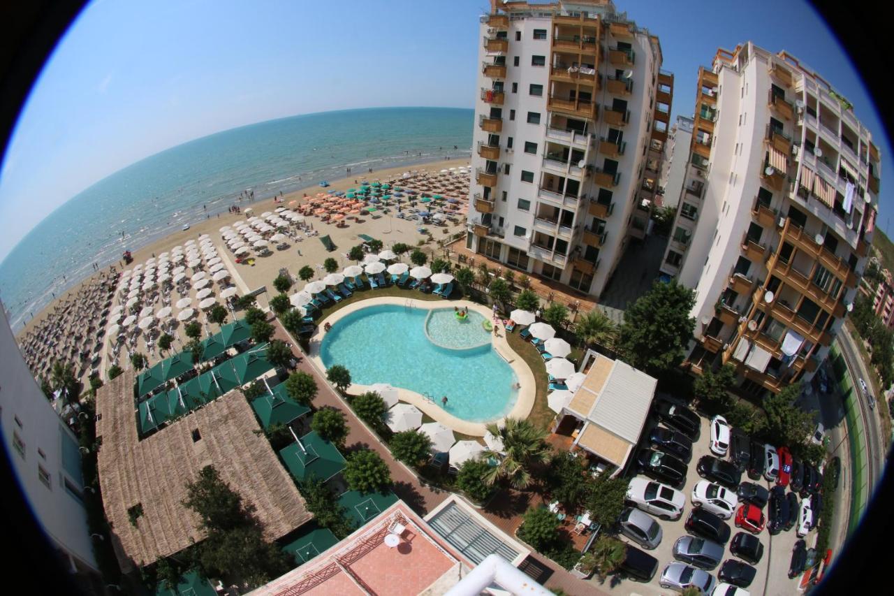 Bel Conti 4*